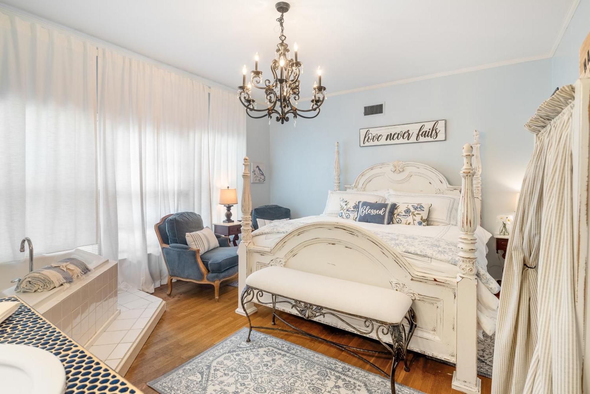 Beland Mansion-Blue Jay Suite! Fort Smith Exterior photo
